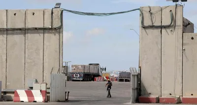 العدو الصهيوني يغلق معبري رفح وكرم أبو سالم بذريعة الأعياد اليهودية