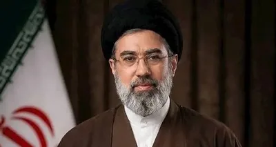 السيد مجتبى الخامنئي: حكام أمريكا والكيان الصهيوني هم أعداء الامة وعلاج مشكلاتها بالتعاون ووحدة الكلمة