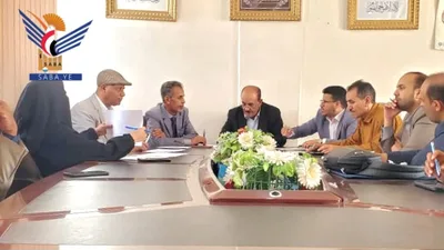 مناقشة ترتيبات انعقاد المؤتمر الطبي السنوي الرابع لطب الأطفال بجامعة عمران