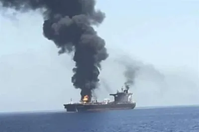 الحرس الثوري الإيراني يعلن استهداف 3 ناقلات نفط و3 سفن مرتبطة بأمريكا