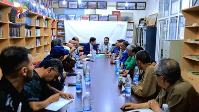 نائب وزير الشباب والرياضة يلتقي قيادة النادي الأهلي 