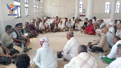 مناقشة خطط وبرامج تطبيع الأوضاع الزراعية بمديرية حيس بالحديدة