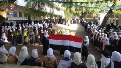  وقفات لطلاب مدارس بني سعد ومدينة المحويت للتنديد بالإساءة إلى القرآن الكريم