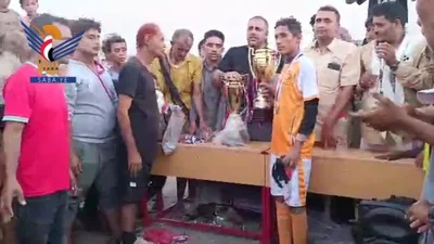 الحديدة .. تتويج فريق حزم حيس بكأس "الانتصارات المجيدة" لكرة القدم