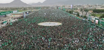 السيد الحوثي في مليونية المولد النبوي: ماضون في معادلة "الحصار بالحصار"