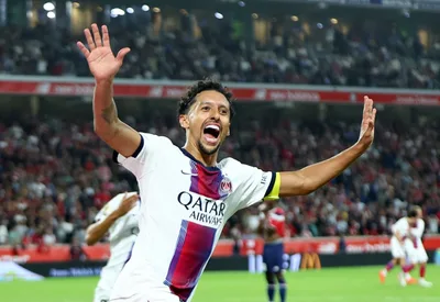 باريس سان جيرمان يخطف تعادلًا قاتلًا أمام ليل في الدوري الفرنسي